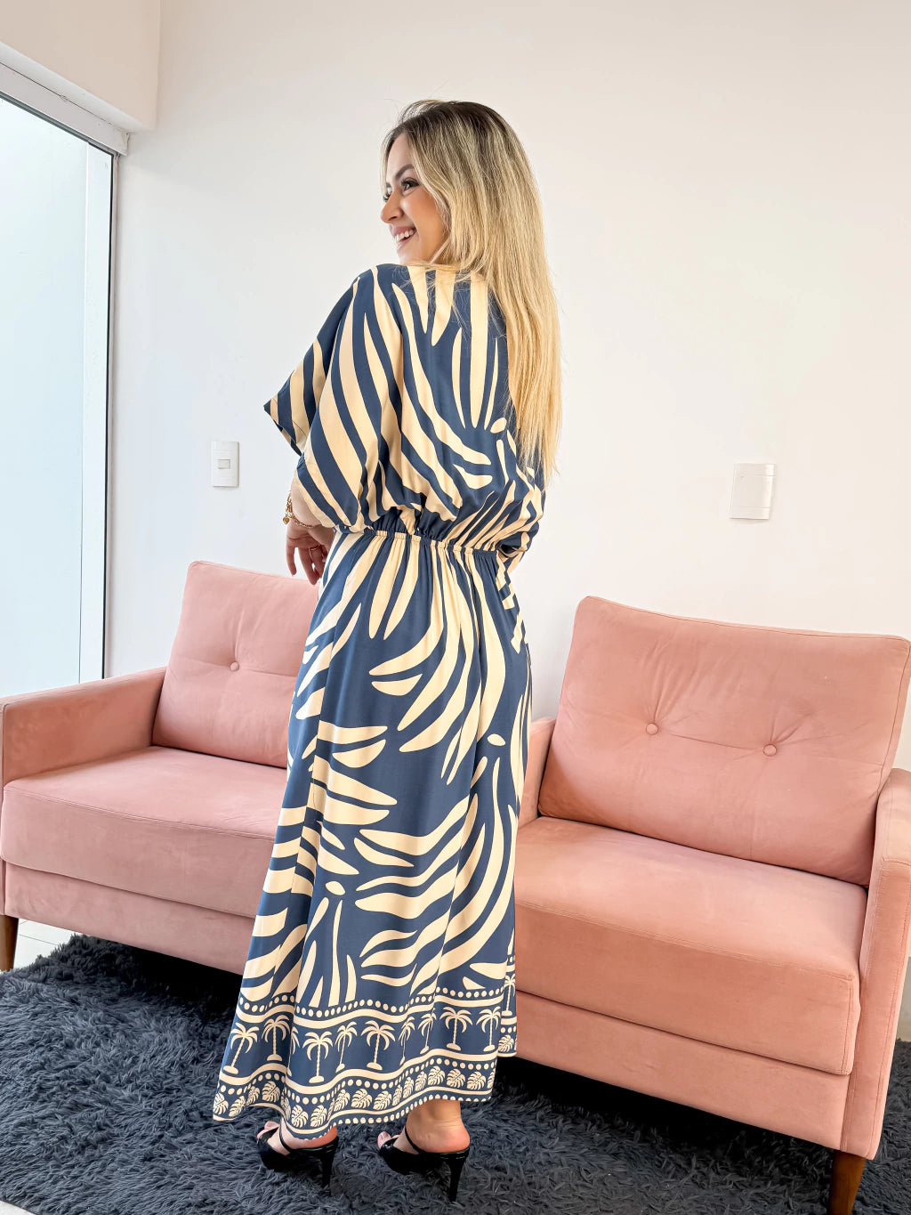 Vestido Azul e Palha