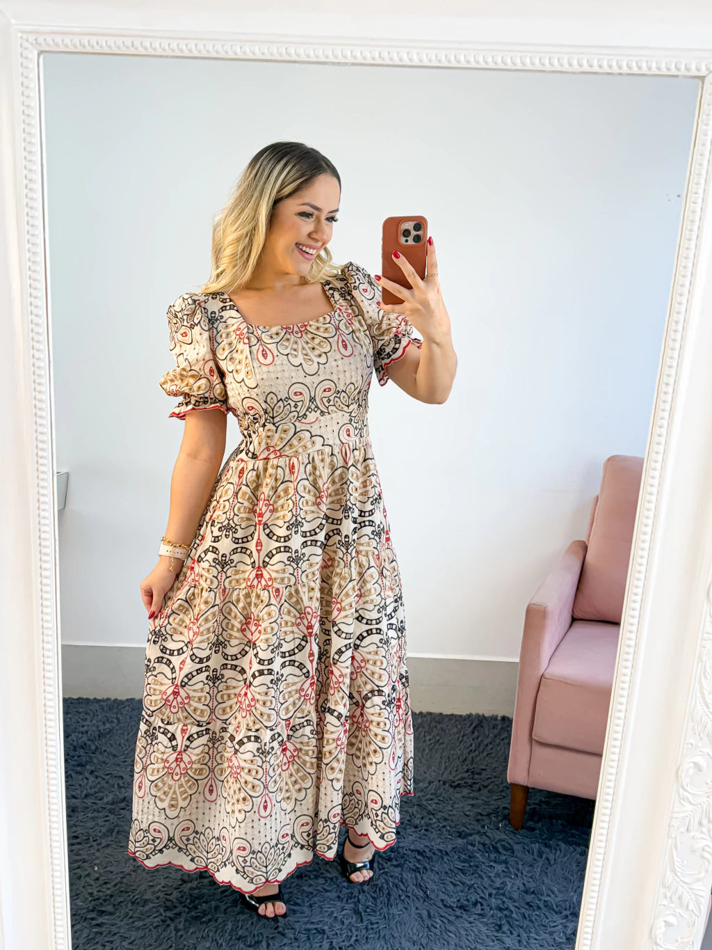 Vestido Princesa Lesie Bordado Manguinha